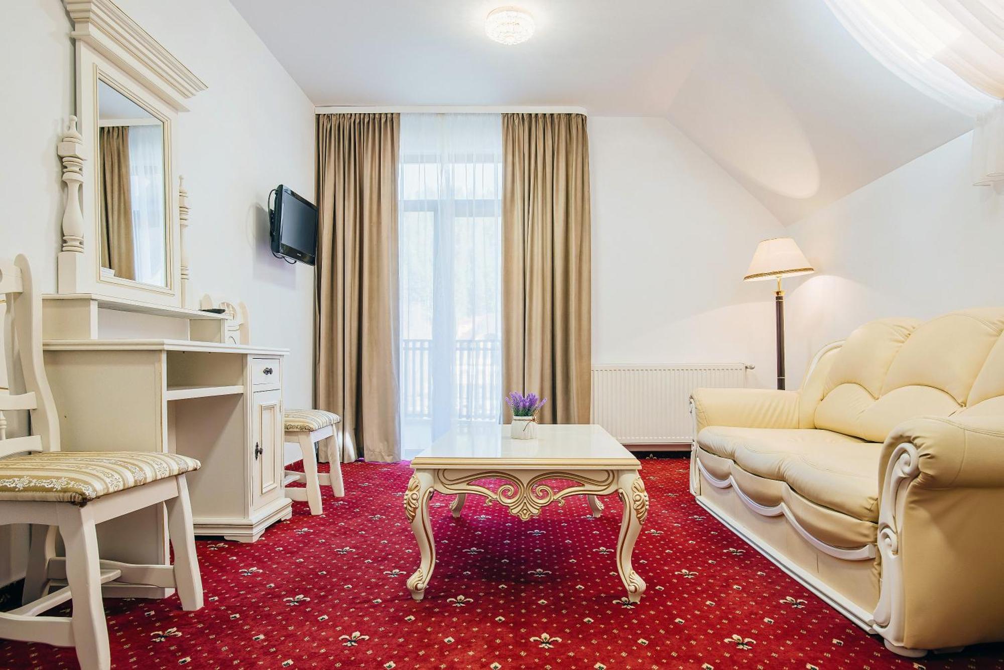 Elegance 4* Gura Humorului